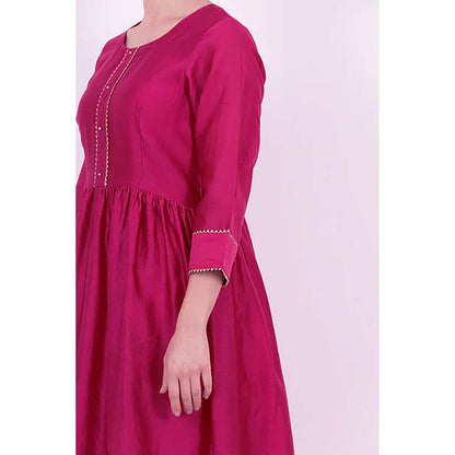 Saatvikei Padma - Wine Kurta