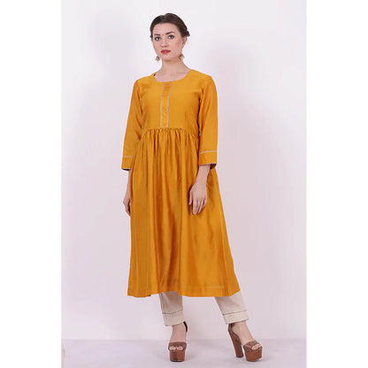 Saatvikei Padma - Yellow Kurta