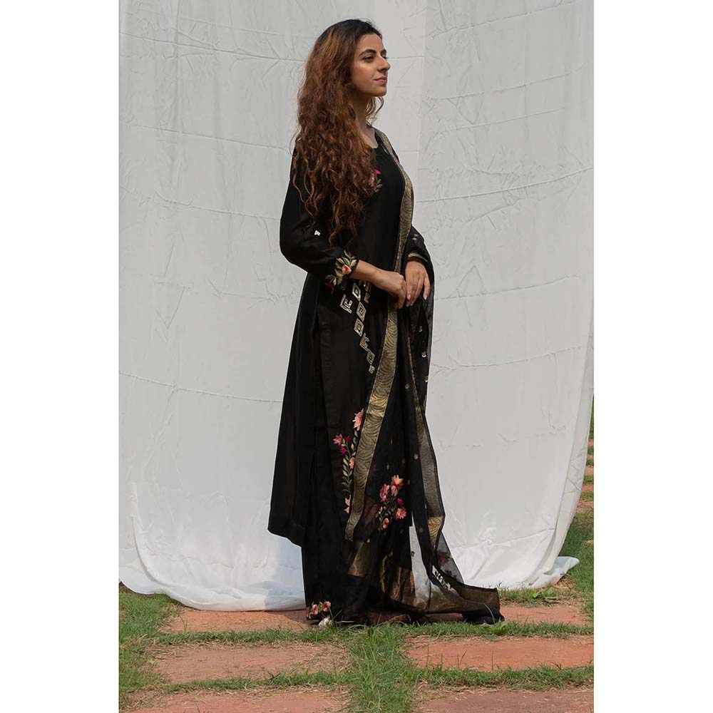 Saatvikei Parineeta - Black Kurta with Palazzo and Dupatta (Set of 3)