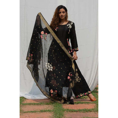 Saatvikei Parineeta - Black Kurta with Palazzo and Dupatta (Set of 3)