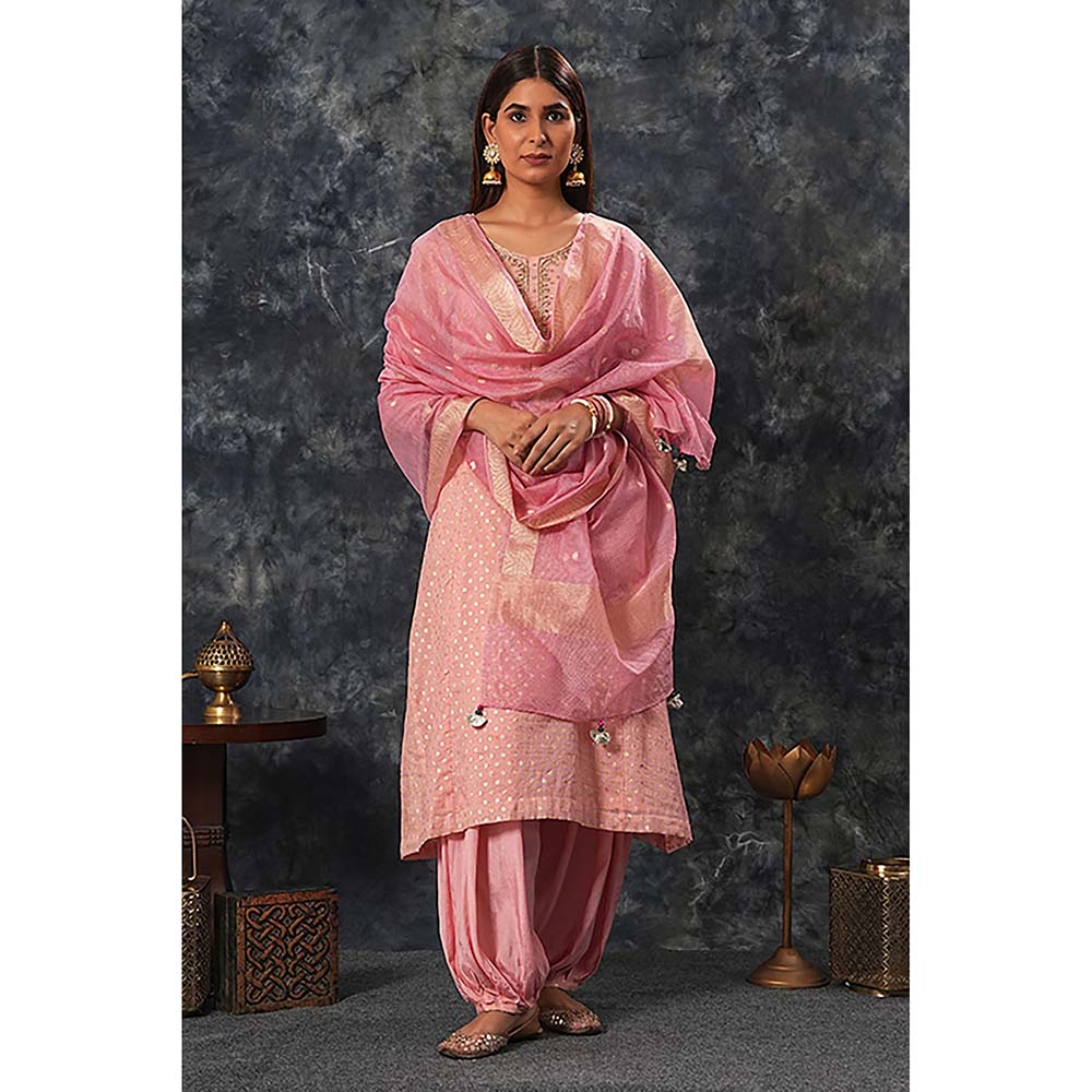 Saatvikei Rajnandini - Onion Pink Kurta with Palazzo and Dupatta (Set of 3)
