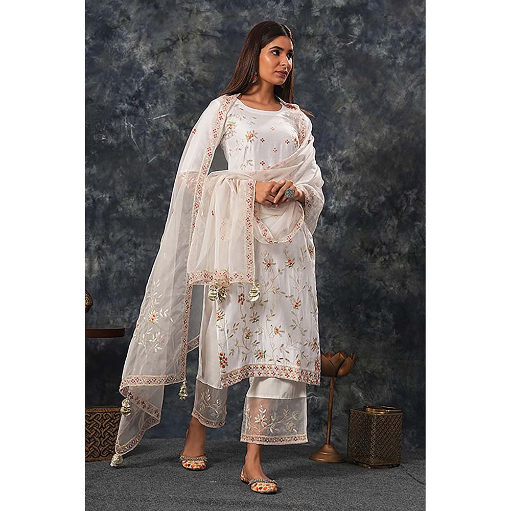 Saatvikei Rukmani - Ivory Kurta with Palazzo and Dupatta (Set of 3)