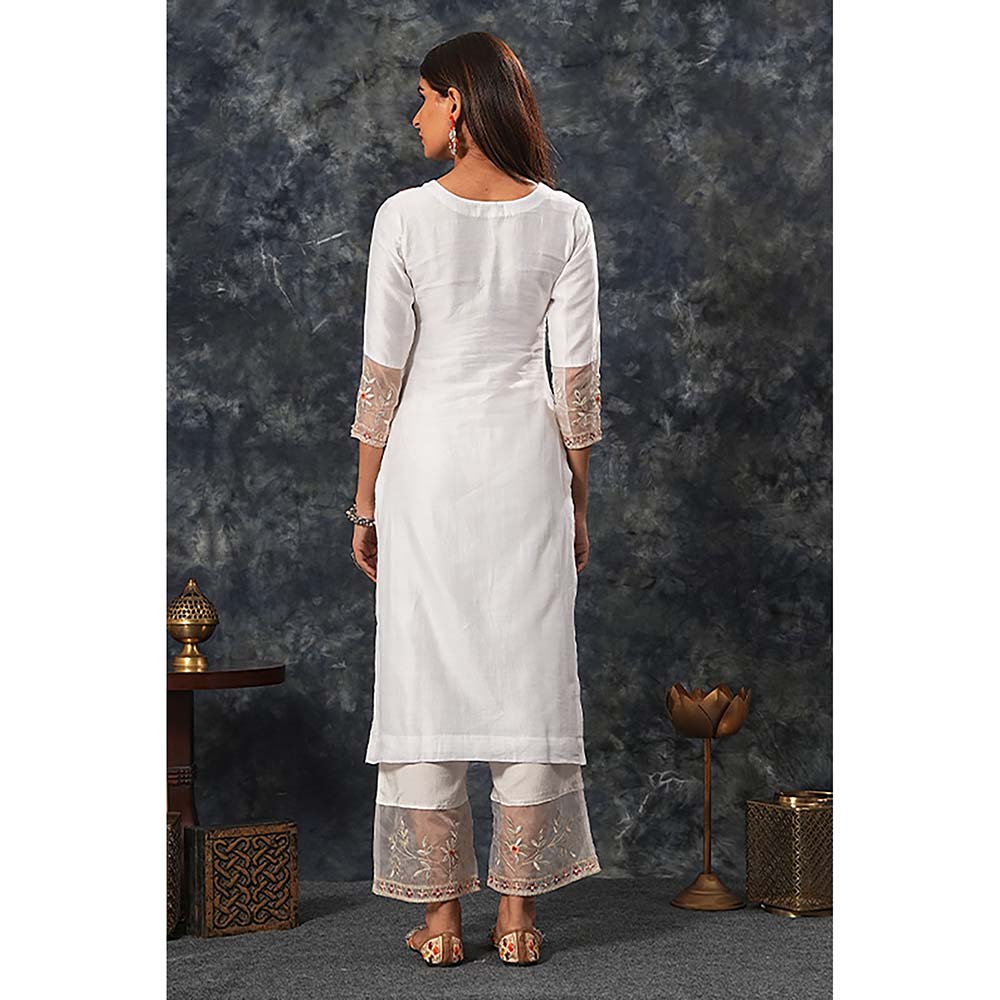 Saatvikei Rukmani - Ivory Kurta with Palazzo and Dupatta (Set of 3)