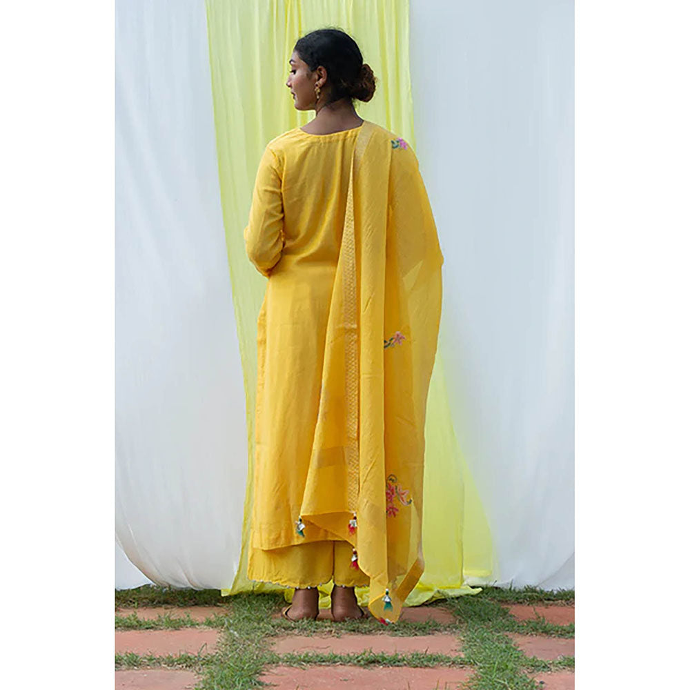 Saatvikei Titli - Yellow Kurta with Palazzo and Dupatta (Set of 3)