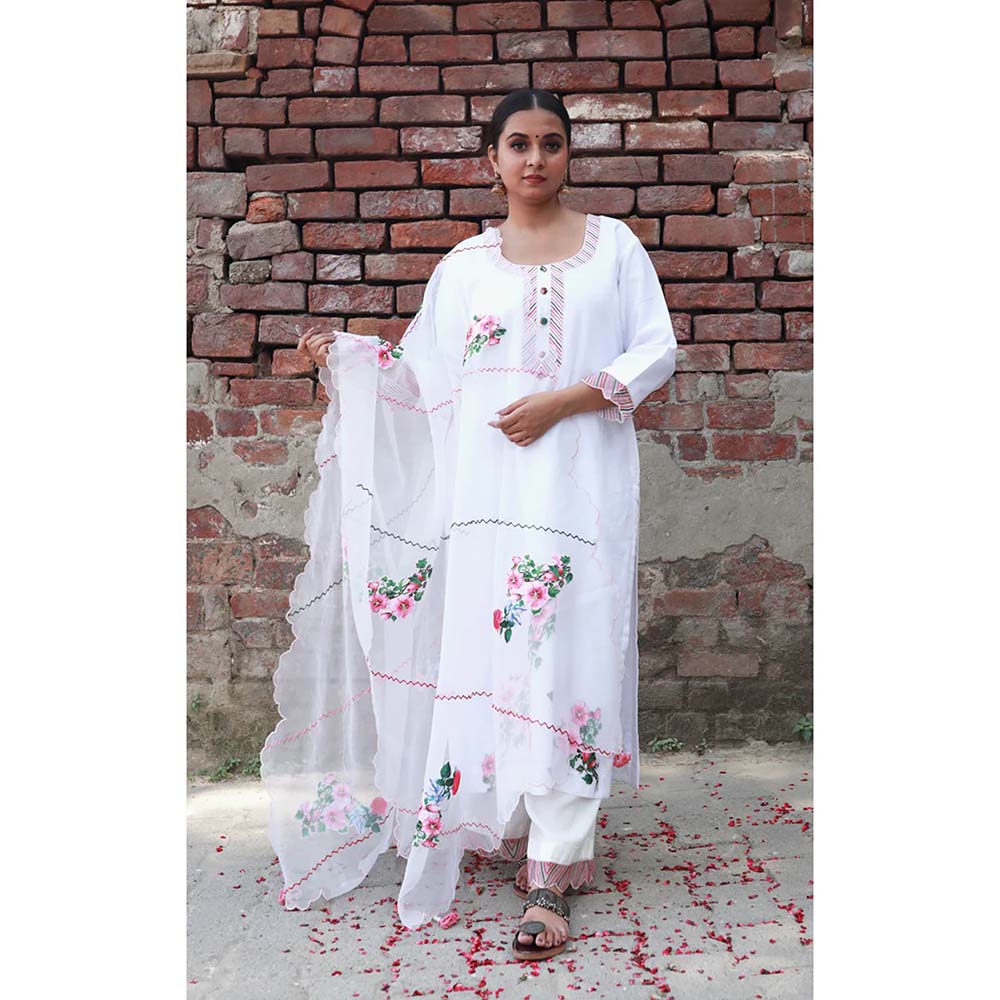 Saatvikei Vaidehi- Ivory Kurta with Palazzo and Dupatta (Set of 3)