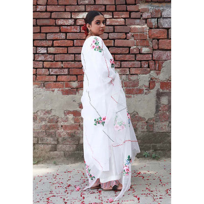 Saatvikei Vaidehi- Ivory Kurta with Palazzo and Dupatta (Set of 3)