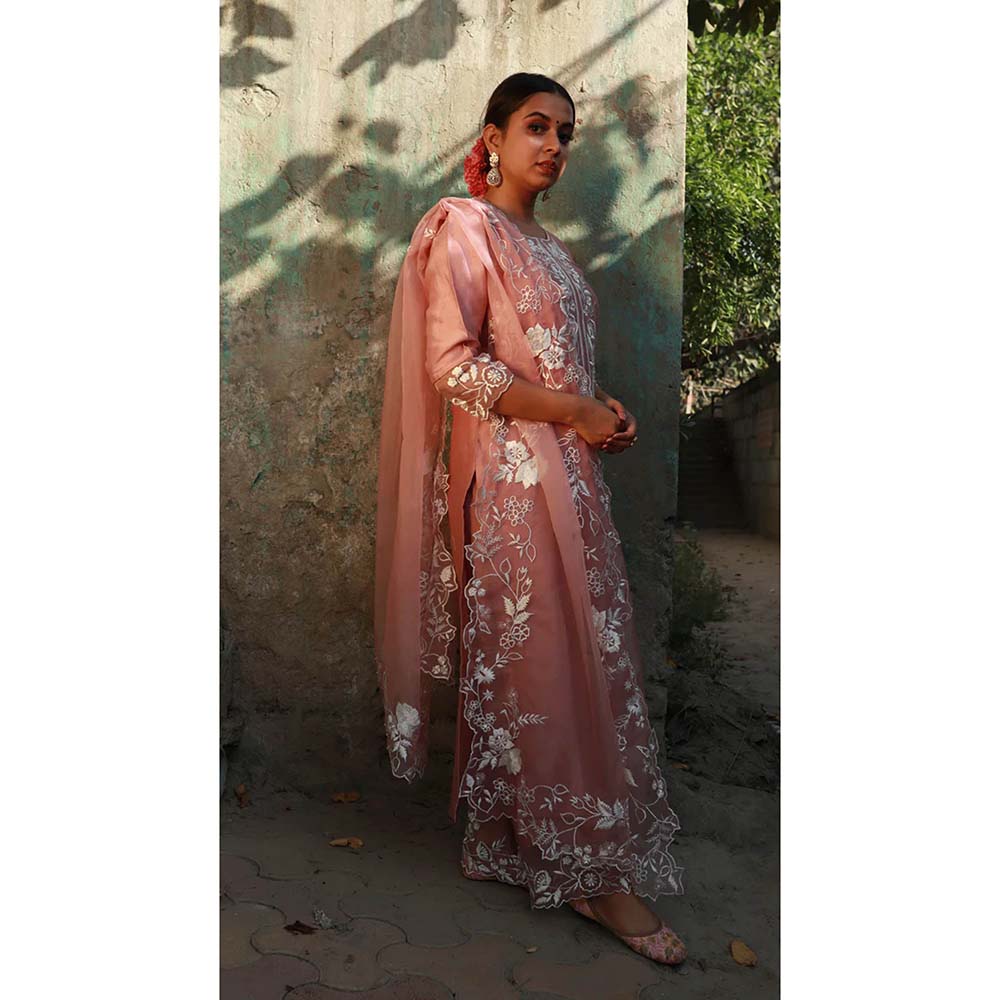 Saatvikei Subhaga- Pink Kurta with Palazzo and Dupatta (Set of 3)