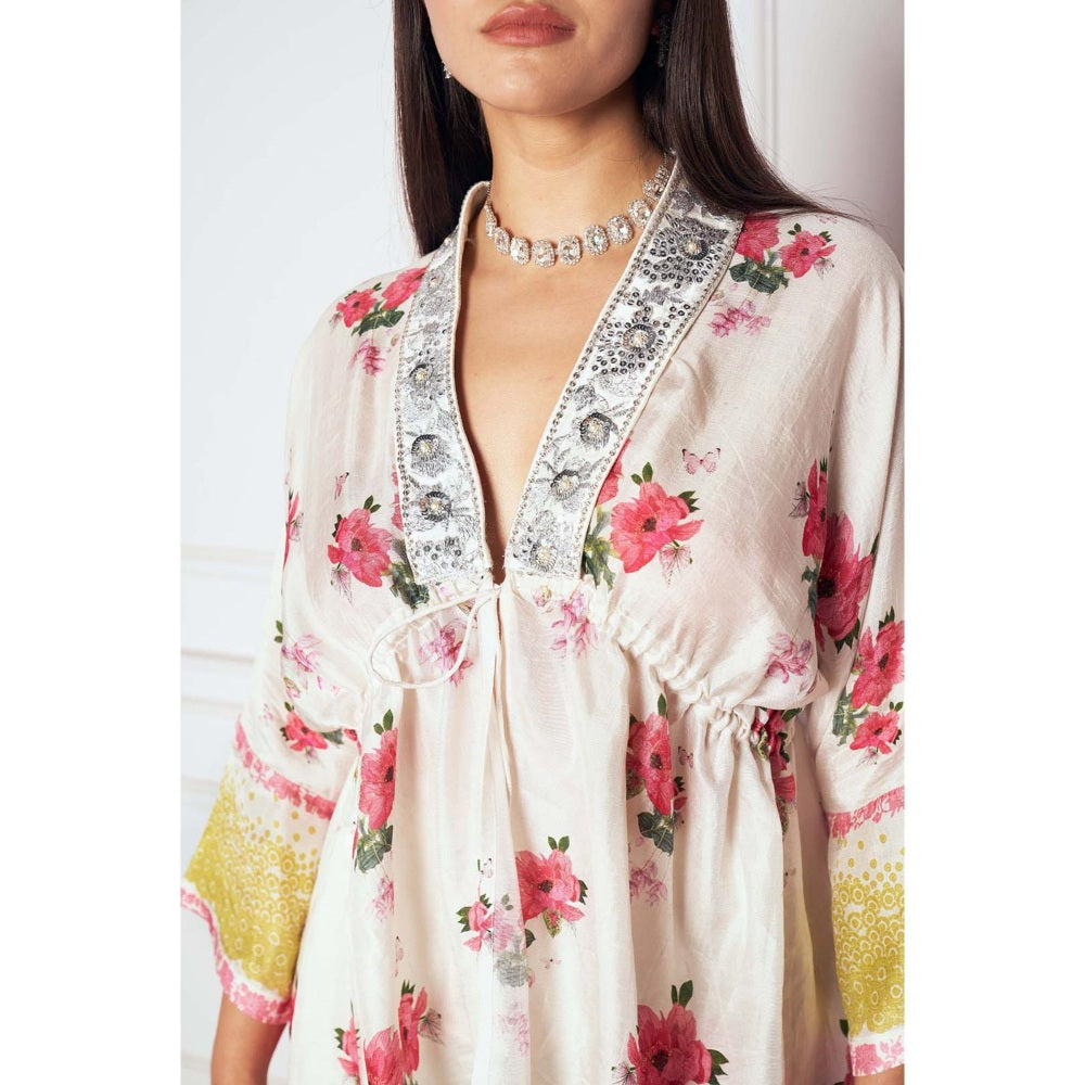 Sakshi Girri Off White Poppy Floral Printed Co-Ord (Set of 2)