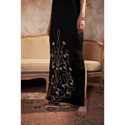 SAKSHI G CHAWLA Crepe Boat Neck Black Embroidered Dress