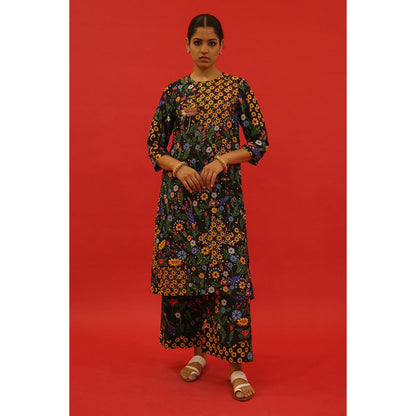 Saksham & Neharicka Shoumi Multi-Color Kurta