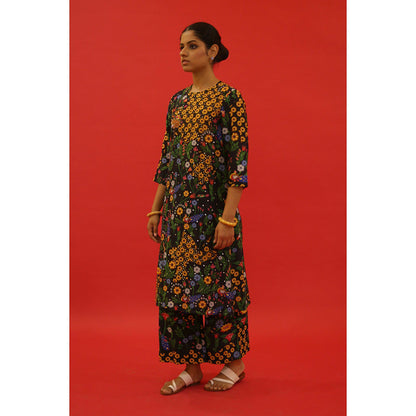 Saksham & Neharicka Shoumi Multi-Color Kurta