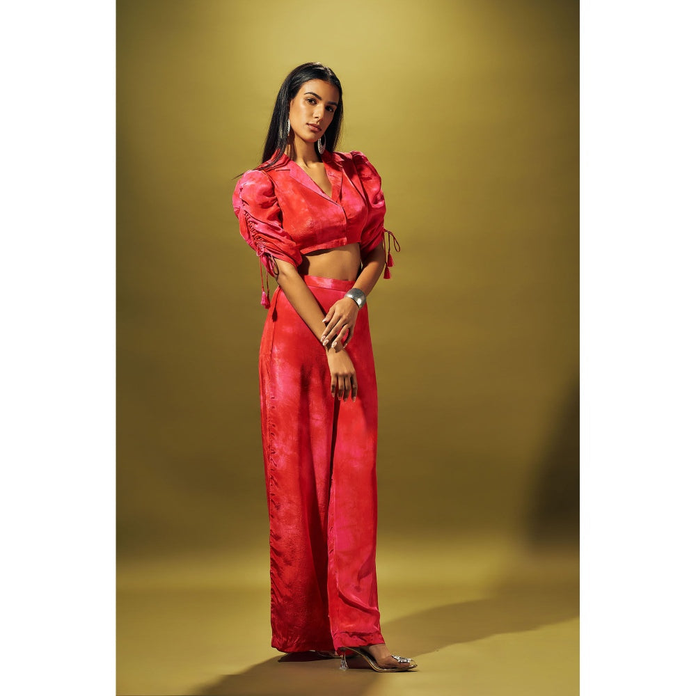 SAMMOHI BY MOKSHA & HIRAL Red Tie And Dye Co-Ord (Set of 2)