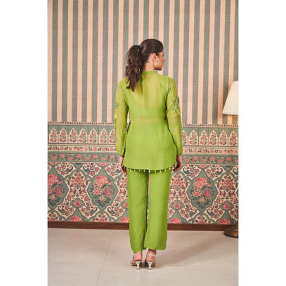 SAMMOHI BY MOKSHA & HIRAL Green Applique Hand Embroidery Co-Ord (Set of 2)