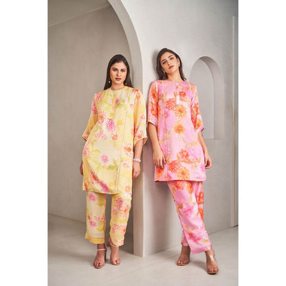 SAMMOHI BY MOKSHA & HIRAL Sunshine Yellow Kurta with Pant (Set of 2)