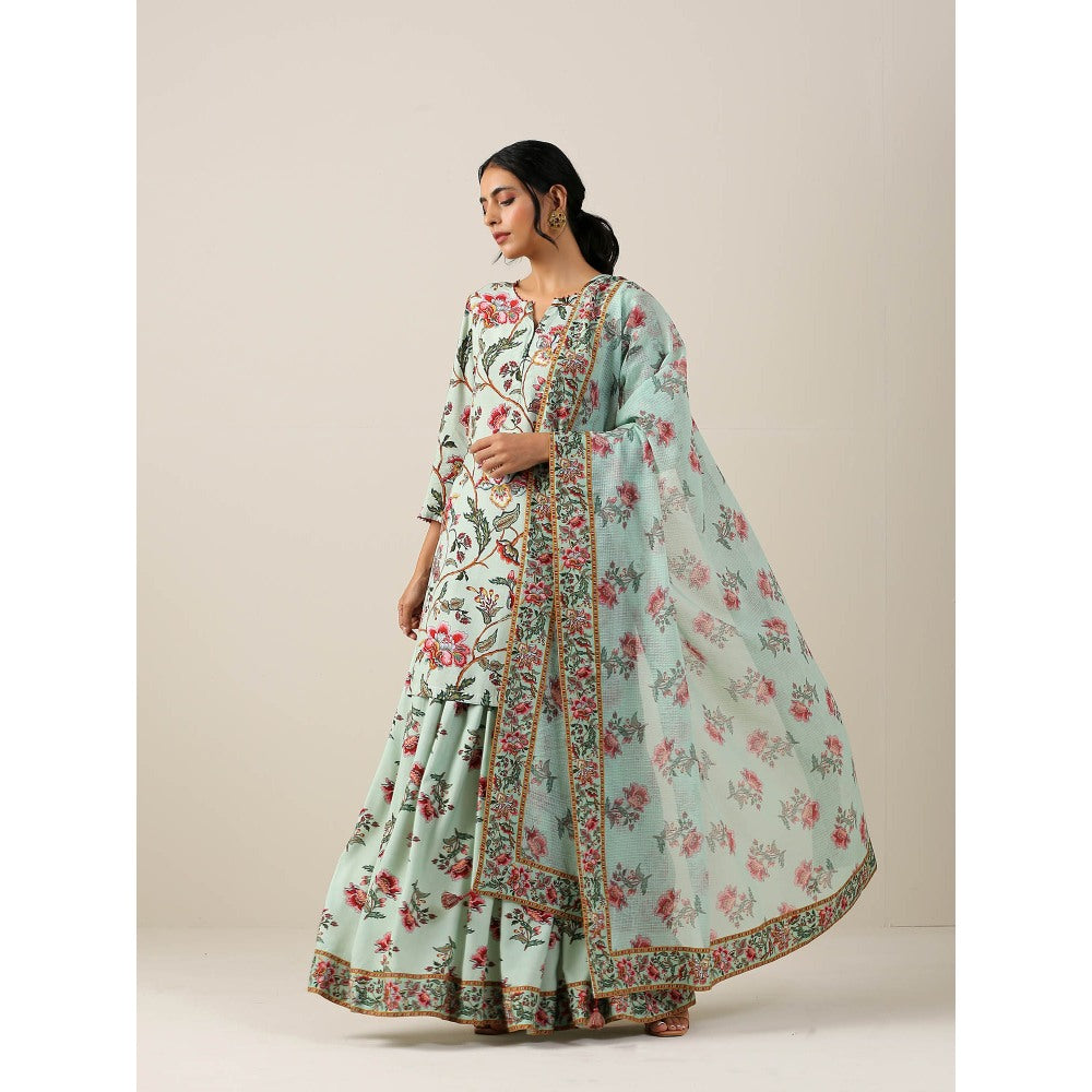 Samvrih Green Short Kurta with Skirt and Dupatta (Set of 3)