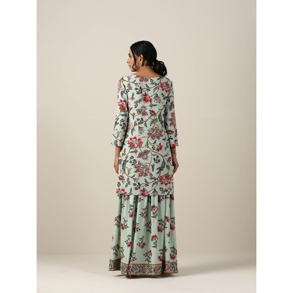 Samvrih Green Short Kurta with Skirt and Dupatta (Set of 3)