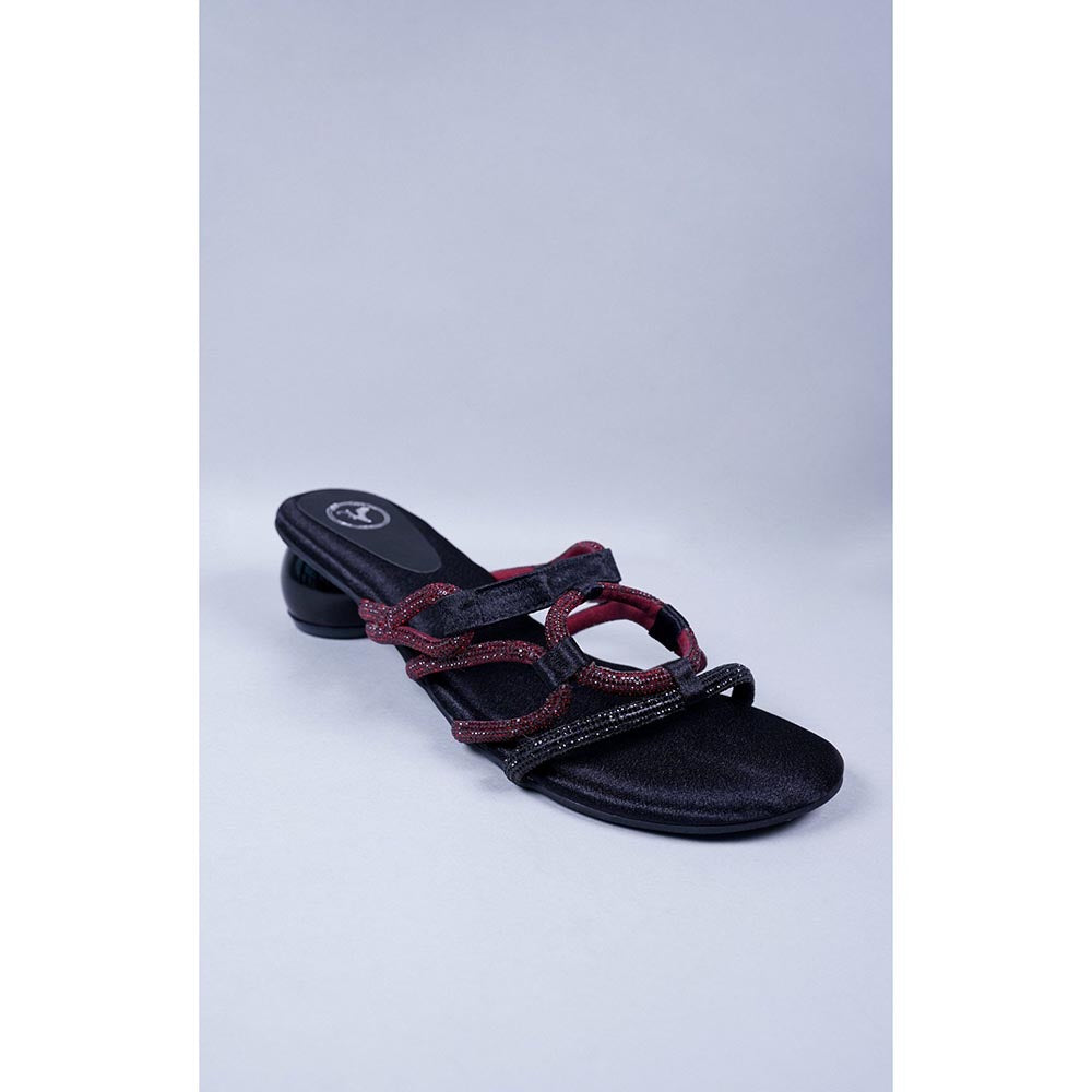 Sana K Luxurious Footwear Black Snitch Sandals