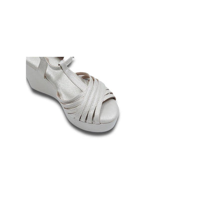 Sana K Luxurious Footwear Dolphin Junk Off White Wedges