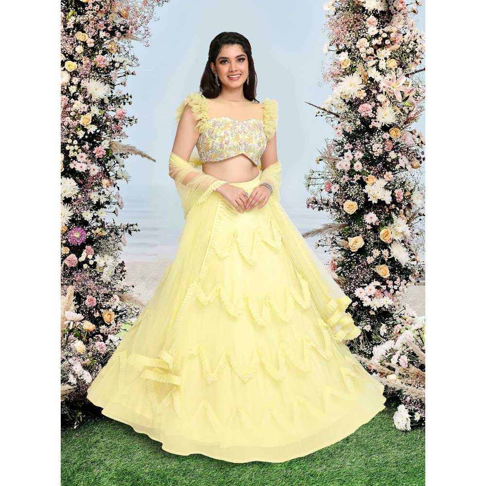 Sanjana Thakur Yellow Lehenga with Blouse and Dupatta (Set of 3)