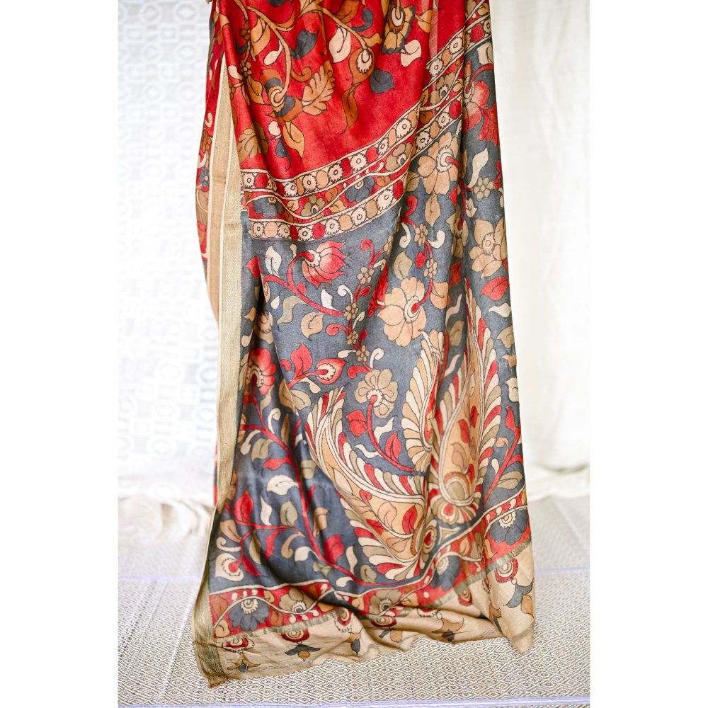 SARI KI ALMARI Red Printed Kalamkari Saree with Unstitched Blouse