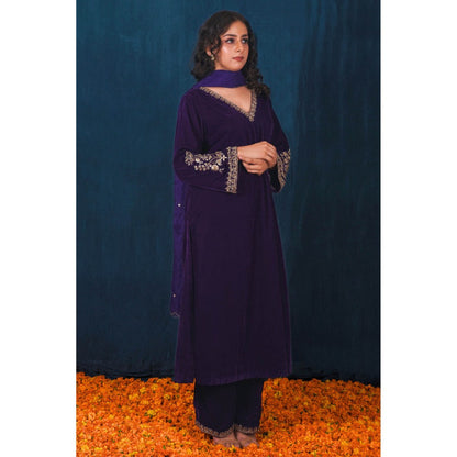 SAUBHAGYA Purple Velvet Kurta with Pant and Dupatta (Set of 3)