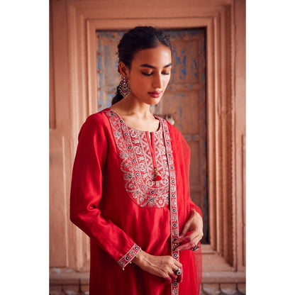 Seema Anand Akila Kurta with Pant and Dupatta (Set of 3)