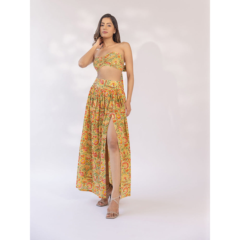 SHAAKHA Mustard Floral Printed Sleeveless Strapless Tube Bandeau With Skirt (Set of 2)