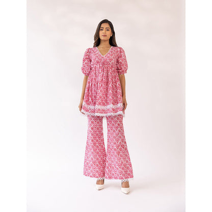 SHAAKHA Pink Floral Printed Puff Sleeves V-Neck Kurta With Pant (Set of 2)