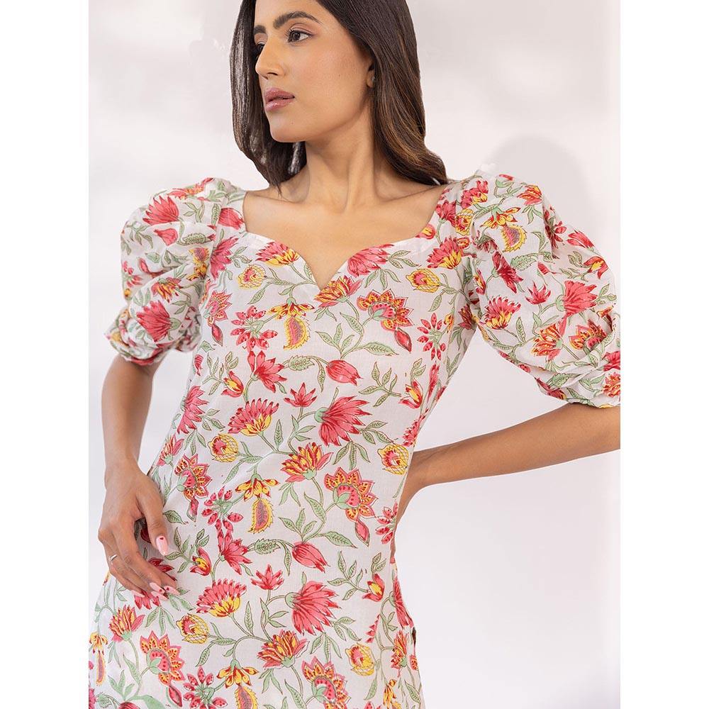 SHAAKHA White Floral Printed Puff Sleeves V-Neck Kurta With Pant & Dupatta (Set of 3)