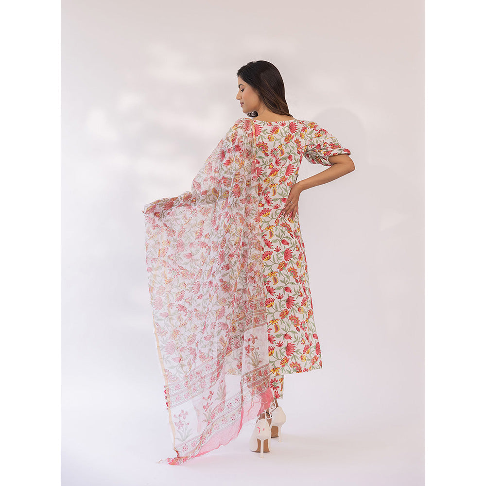 SHAAKHA White Floral Printed Puff Sleeves V-Neck Kurta With Pant & Dupatta (Set of 3)