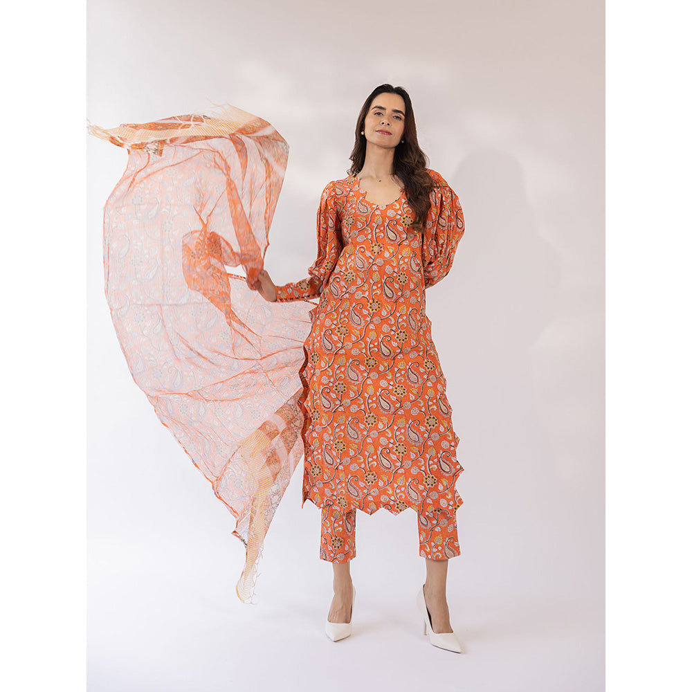SHAAKHA Orange Paisley Printed Balloon Sleeve V-Neck Kurta With Pant & Dupatta (Set of 3)
