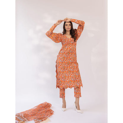 SHAAKHA Orange Paisley Printed Balloon Sleeve V-Neck Kurta With Pant & Dupatta (Set of 3)