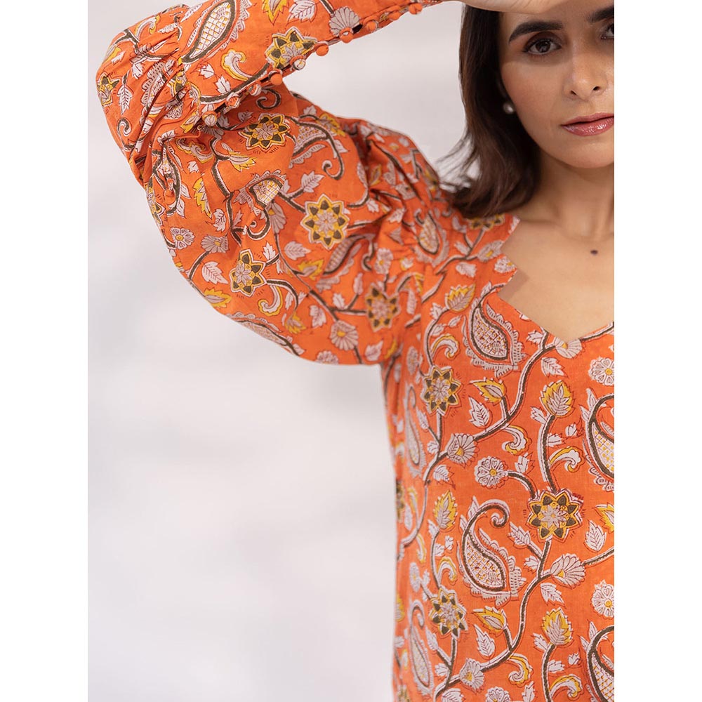 SHAAKHA Orange Paisley Printed Balloon Sleeve V-Neck Kurta With Pant & Dupatta (Set of 3)