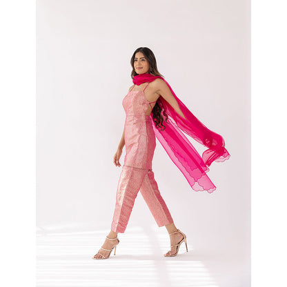 SHAAKHA Pink Printed Sleeveless Shoulder Strap Kurta With Pant & Dupatta (Set of 3)