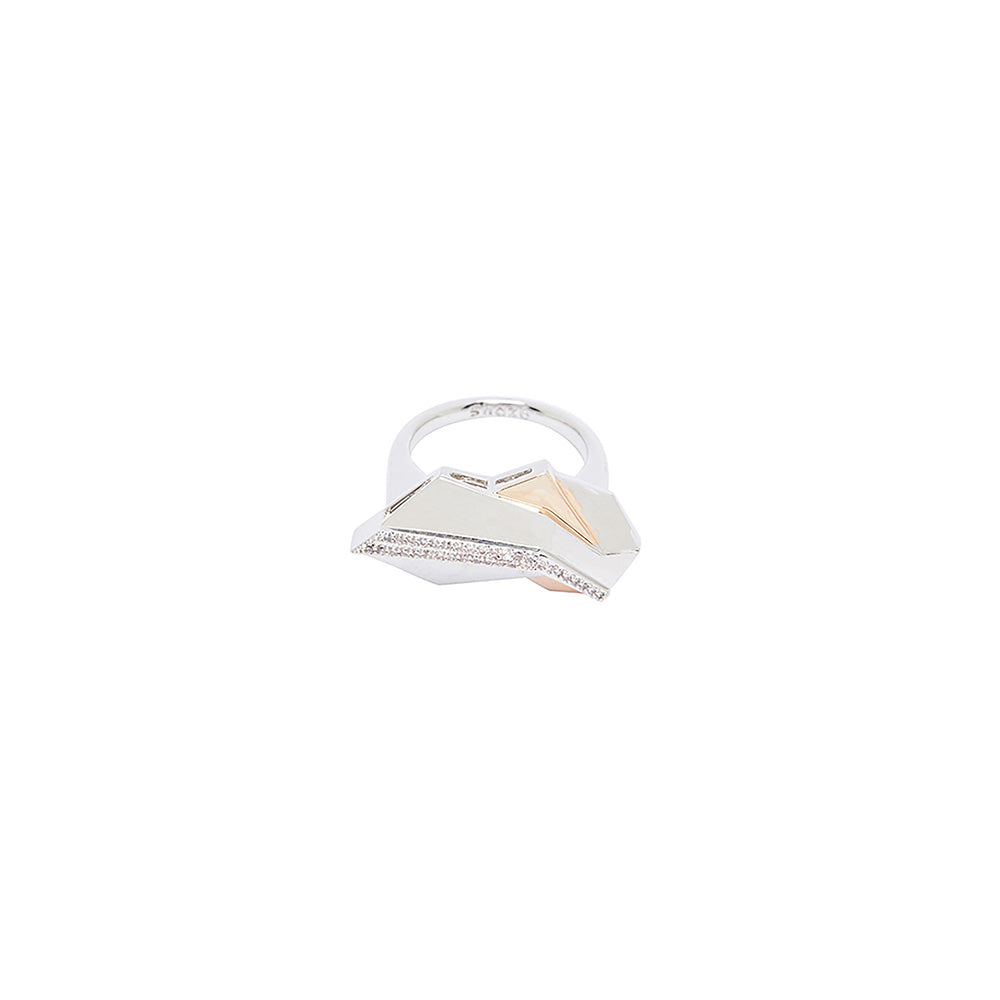 Shaze Cognizant Minimal Ring Made of Brass Cubic Zirconina Stones Ring Size 5