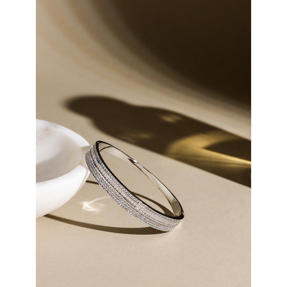 Shaze Stellarise Silver Plated & Stone Studded Bangle
