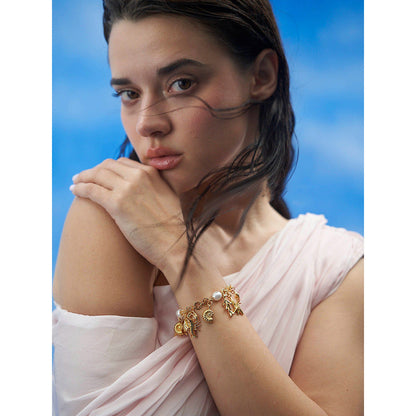 Shaze Marina's Magic Bracelet