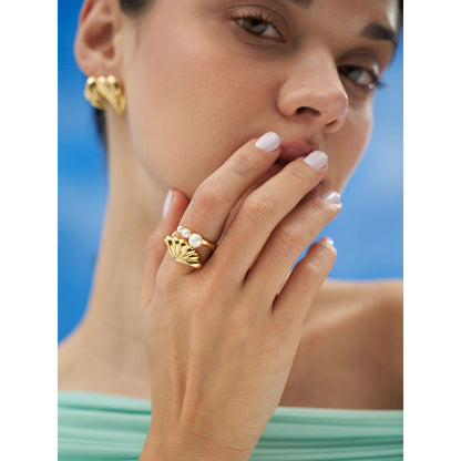 Shaze Coast's Crest Ring