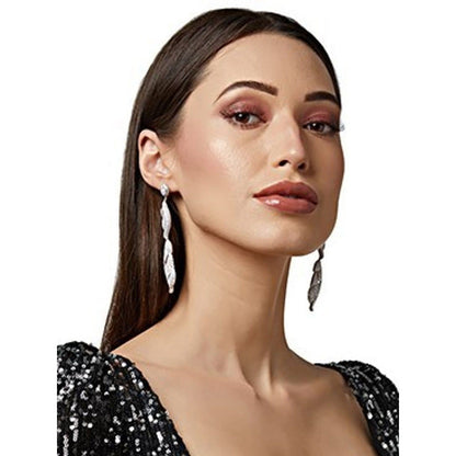 Shaze Long Pyramid Earring