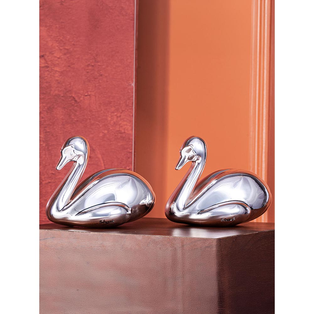 Shaze Swanderful Duo Figurine