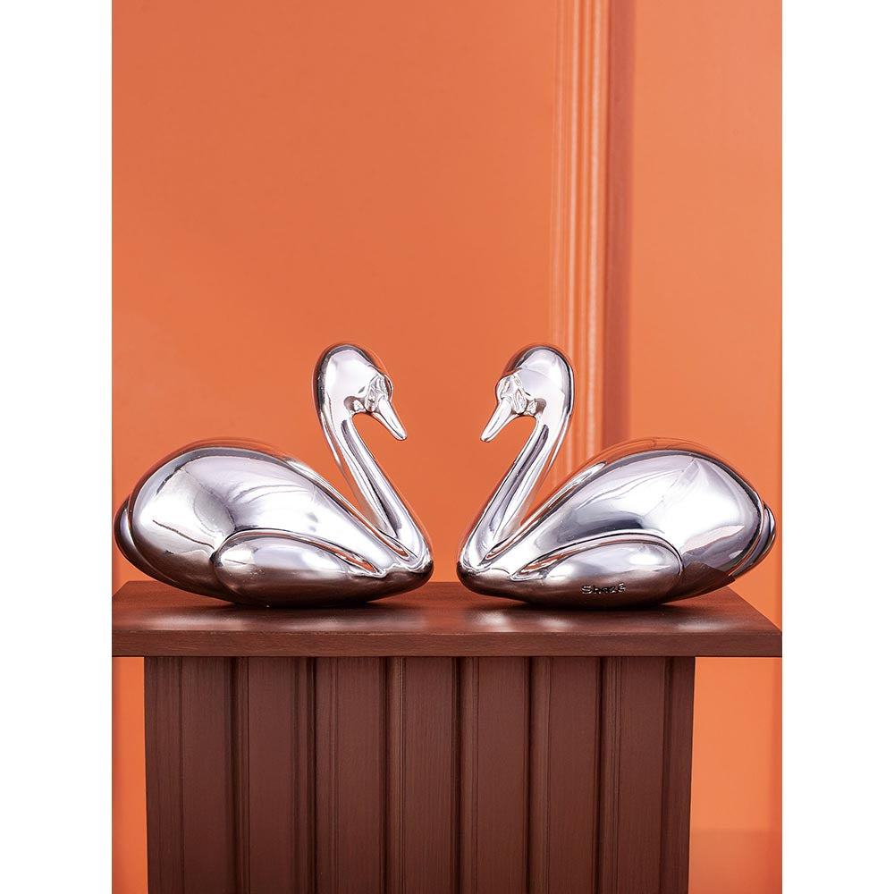 Shaze Swanderful Duo Figurine