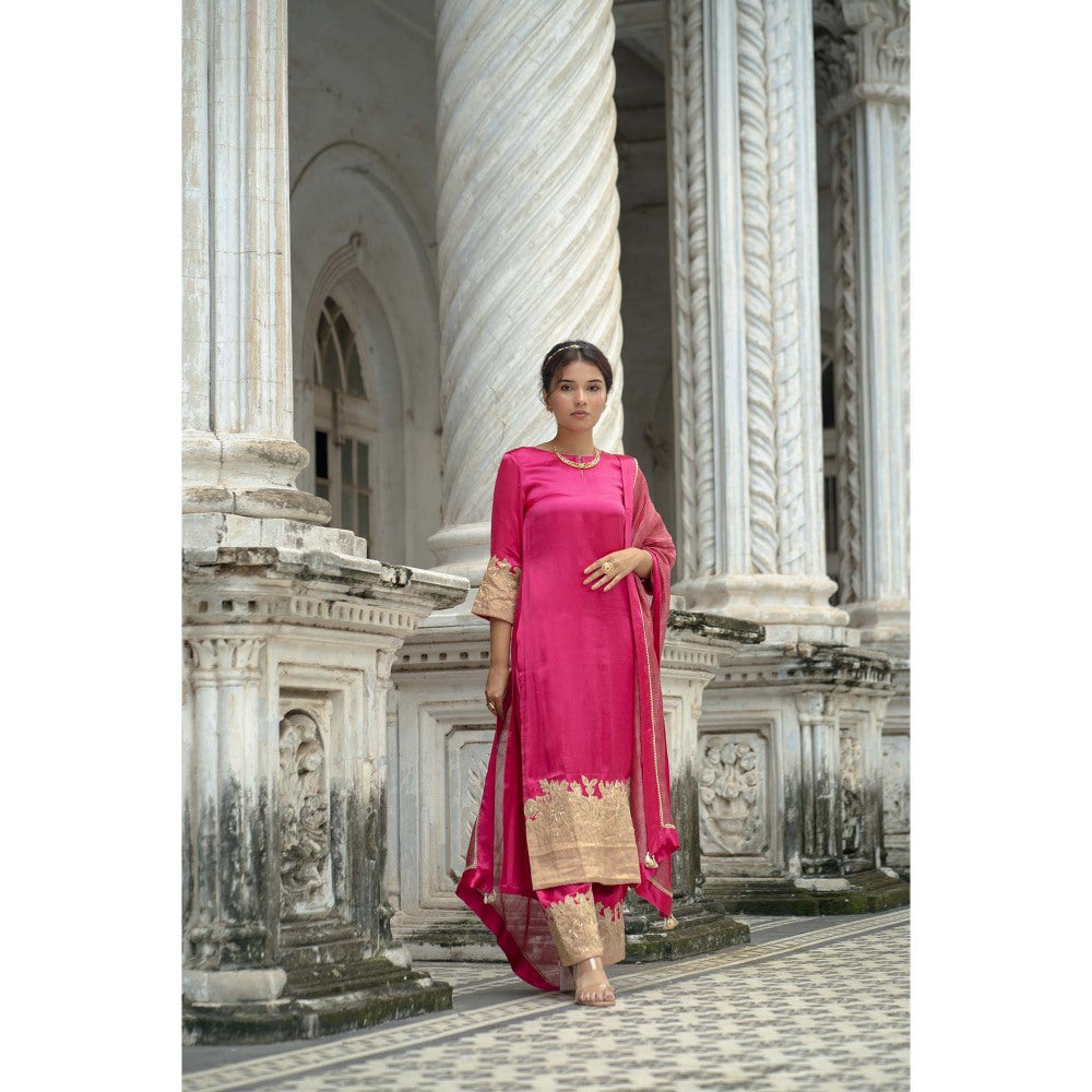 Sheela Suthar Pink Kurta with Pant and Dupatta (Set of 3)
