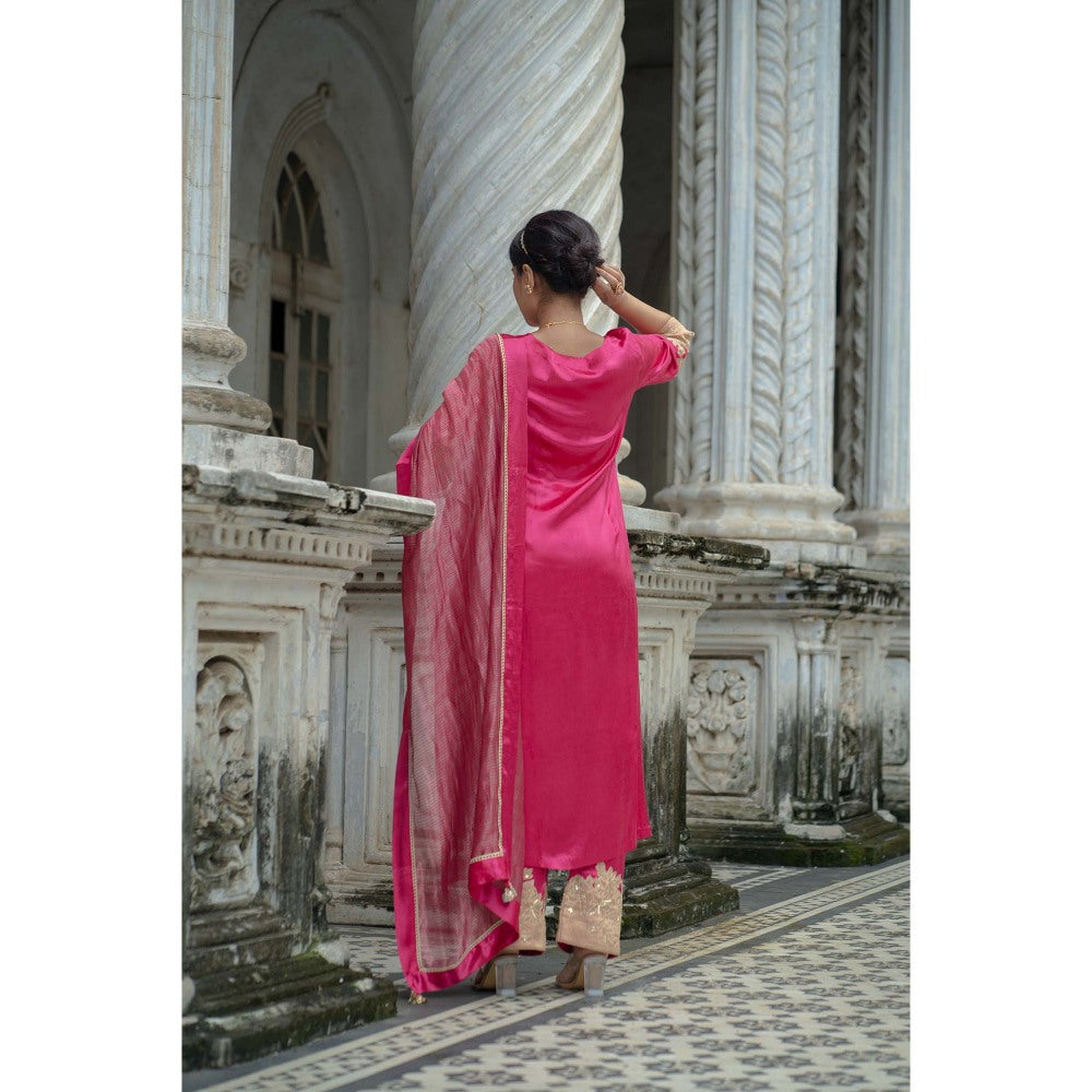 Sheela Suthar Pink Kurta with Pant and Dupatta (Set of 3)
