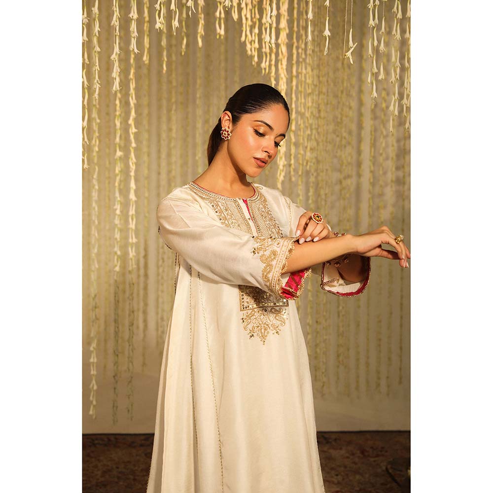 Sheetal Batra Meher Kurta & Salwar-Ivory (Set of 2)