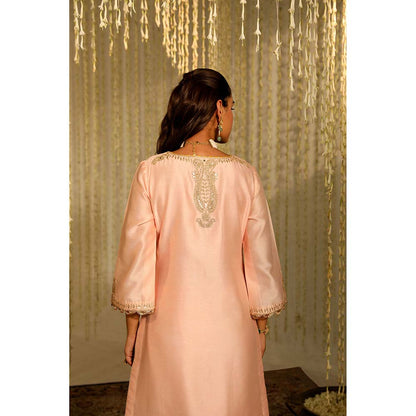 Sheetal Batra Umrah Kurta & Dhoti-Pink (Set of 2)