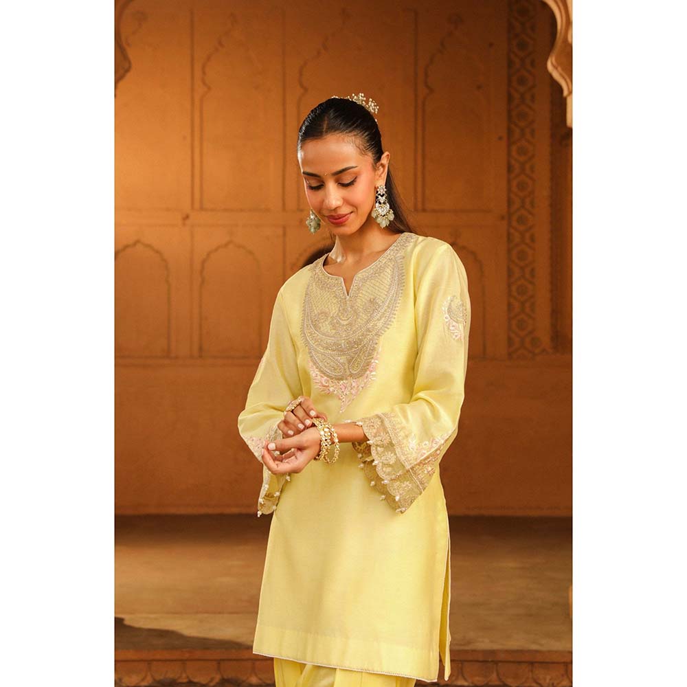 Sheetal Batra Yellow Short Kurta With Salwar (Set of 2)