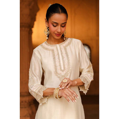 Sheetal Batra Ivory Short Kurta With Dhoti (Set of 2)