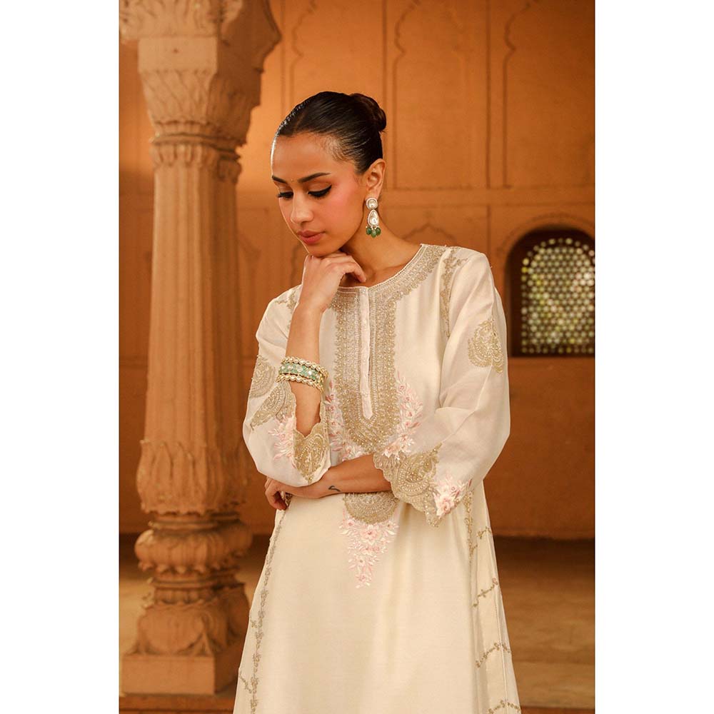 Sheetal Batra Ivory Kurta With Palazzo And Dupatta (Set of 3)