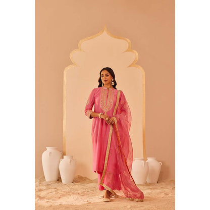 Sheetal Batra Pink Zaniab Kurta With Palazzo And Dupatta (Set of 3)