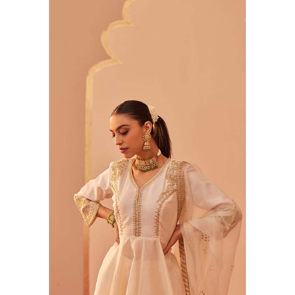 Sheetal Batra Ivory Kurta With Sharara And Dupatta (Set of 3)